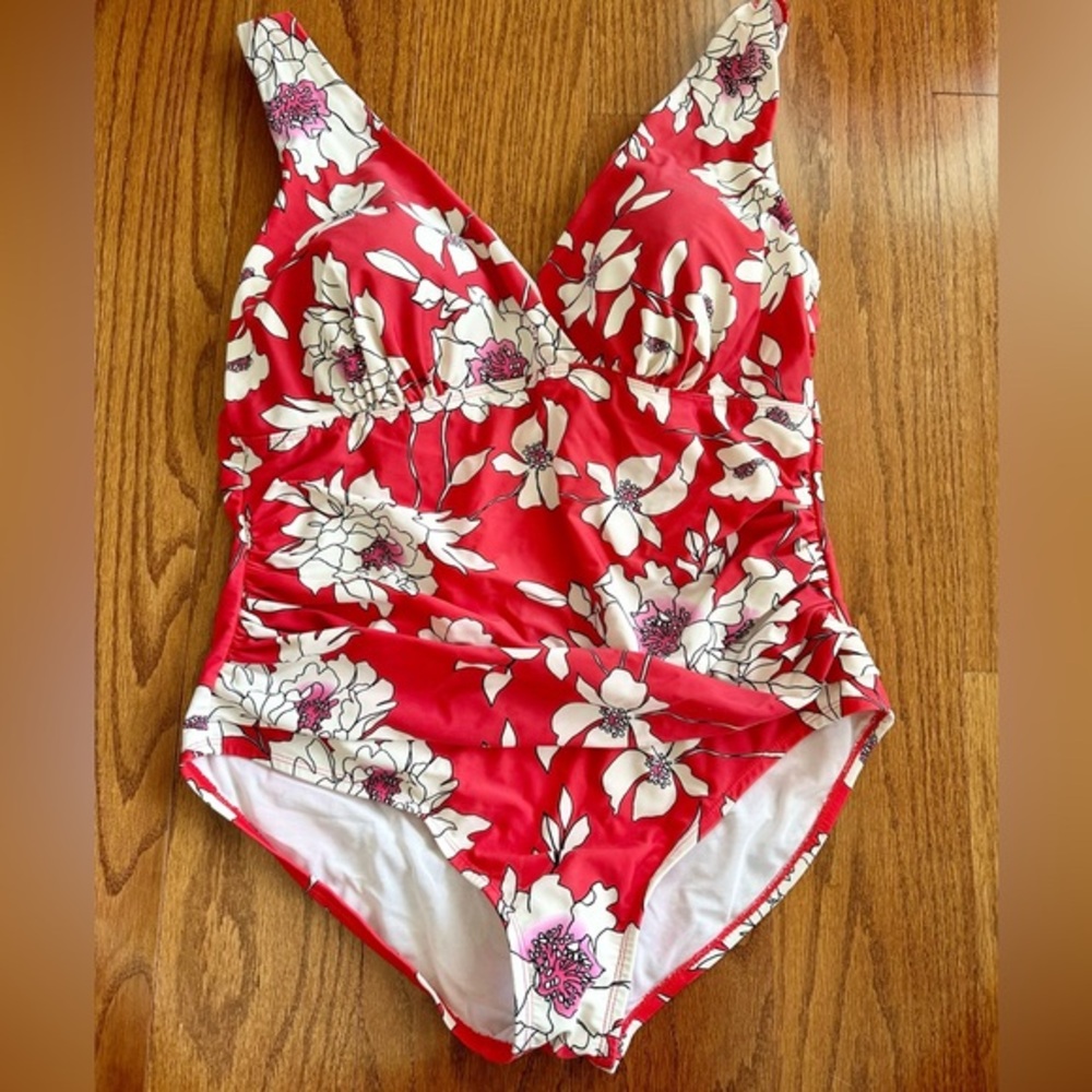 Red & White Floral Surplice Neckline Swimsuit Size 16